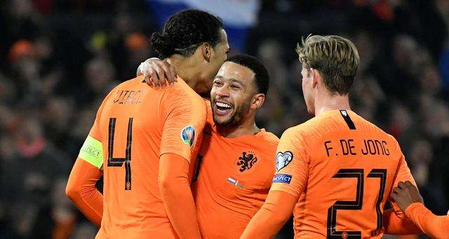 荷兰vs乌拉圭（荷兰vs乌拉圭集锦腾讯）